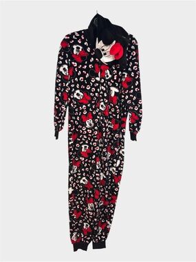 Disney sleepwear women’s size medium black red white Minnie Mouse pajamas hooded